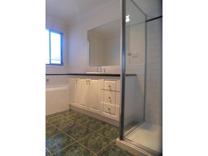 144 Civic Parade, Altona VIC 3018