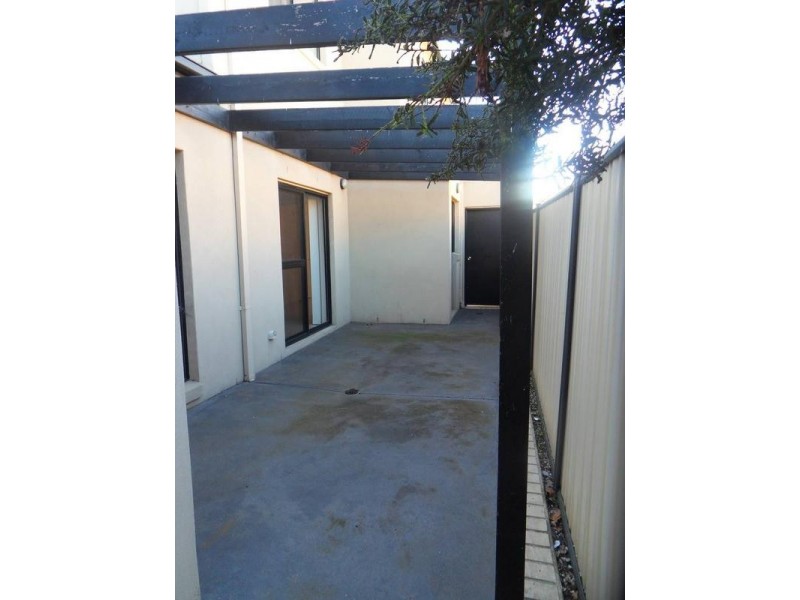 144 Civic Parade, Altona VIC 3018