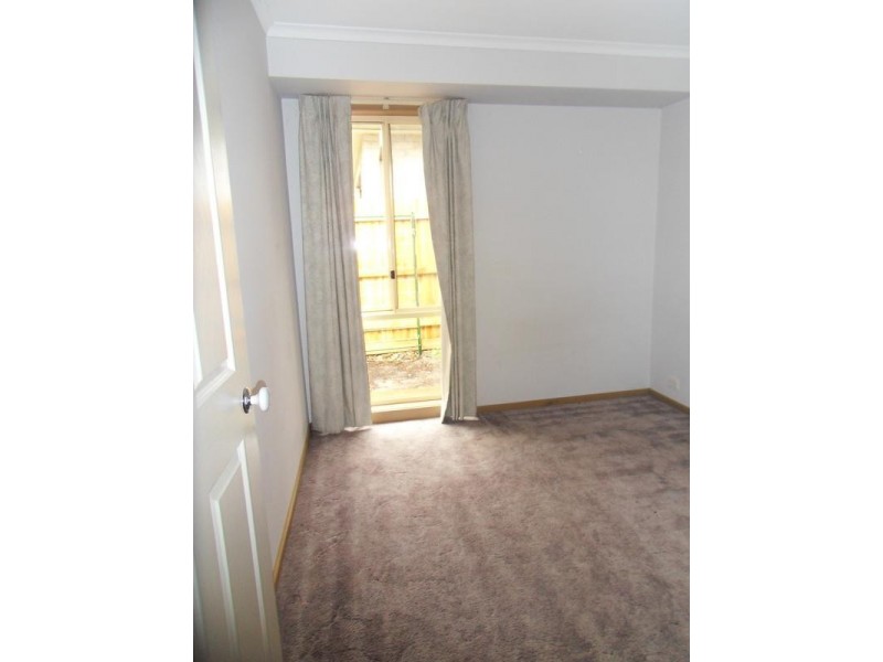 1/6 Mulga Street, Altona VIC 3018