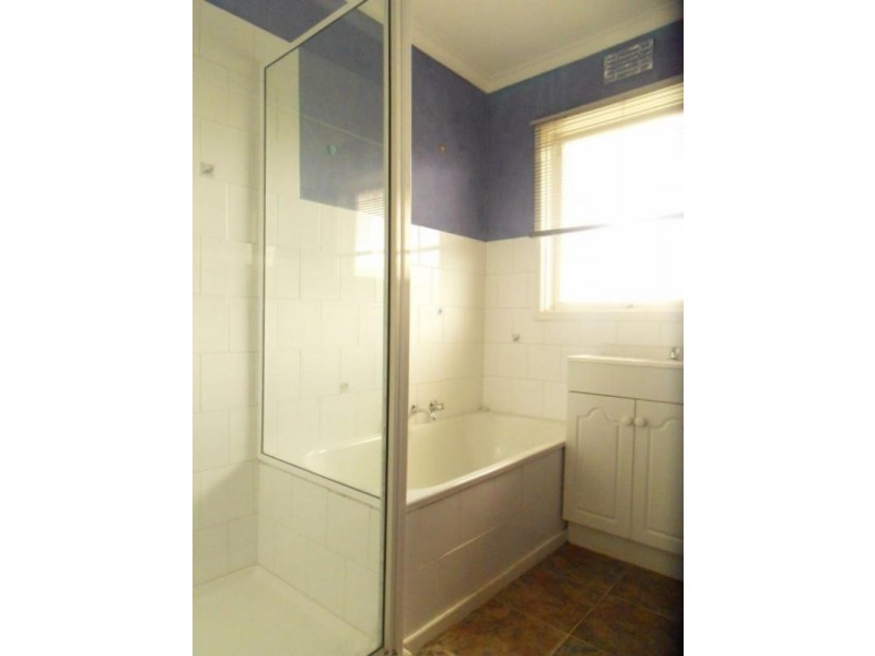 20 Brook Drive, Altona VIC 3018