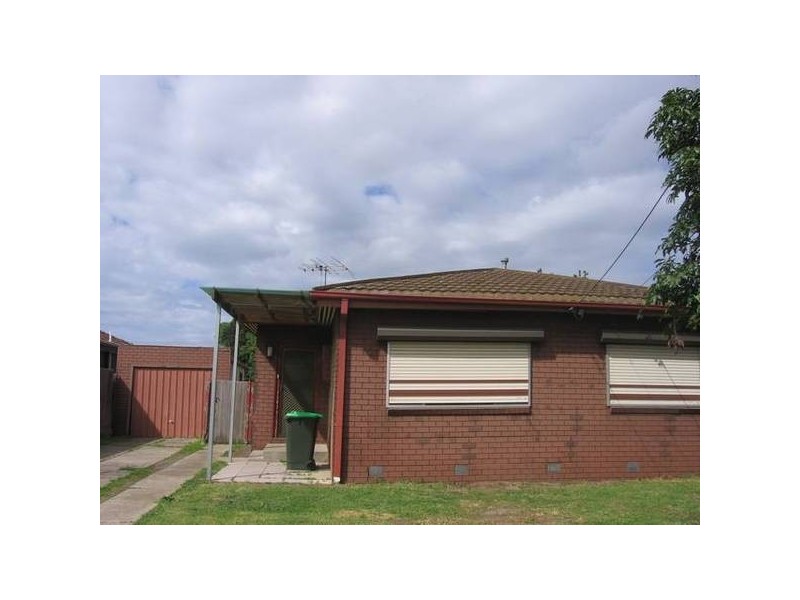 25 Corrigan Ave, Brooklyn VIC 3012