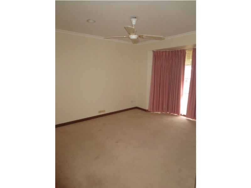 1/19 Berkeley Court, Seabrook VIC 3028