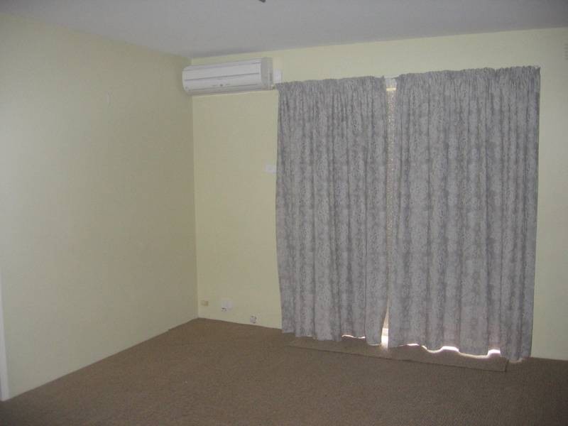 1/3 Robin Street, Altona VIC 3018