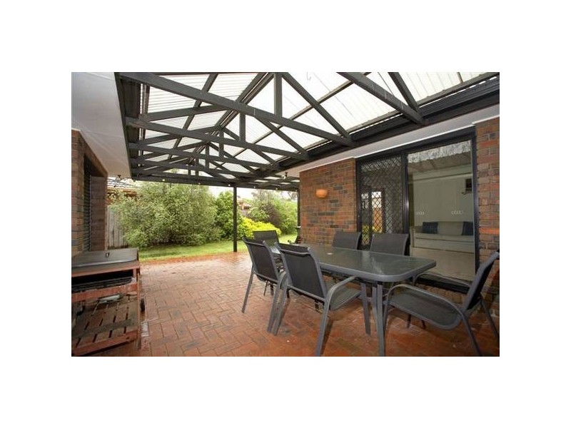 11 Trembath Court, Altona Meadows VIC 3028