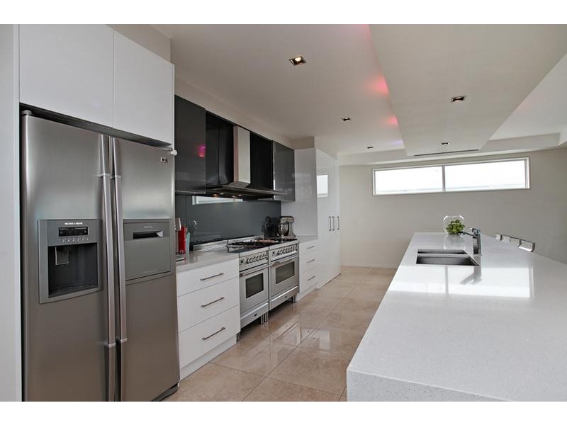 185 Esplanade, Altona VIC 3018