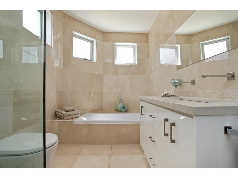 185 Esplanade, Altona VIC 3018