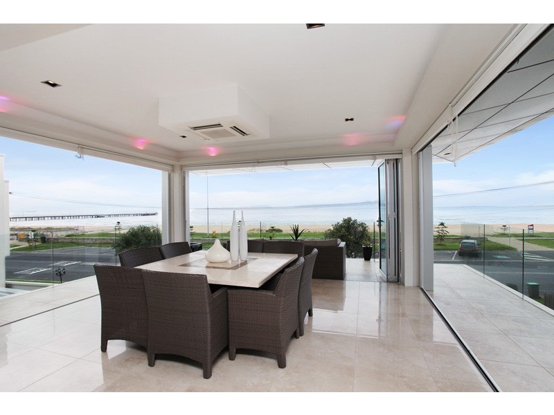 185 Esplanade, Altona VIC 3018