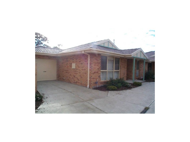 2/10 Upton Street, Altona VIC 3018