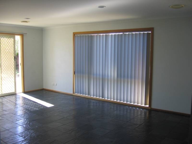 24 Mintaro Way, Seabrook VIC 3028