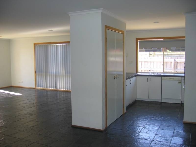 24 Mintaro Way, Seabrook VIC 3028