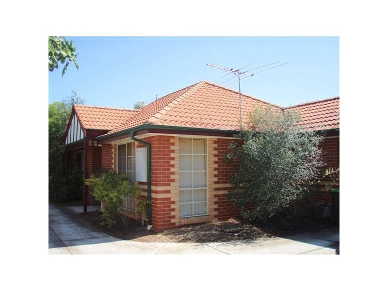 2/29 Linnet Street, Altona VIC 3018