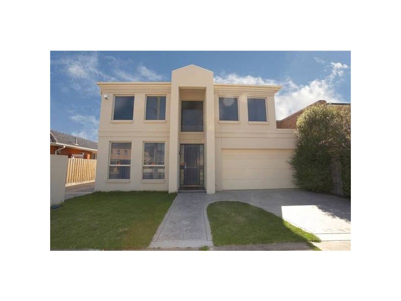 1/9 Millers Road, Altona VIC 3018