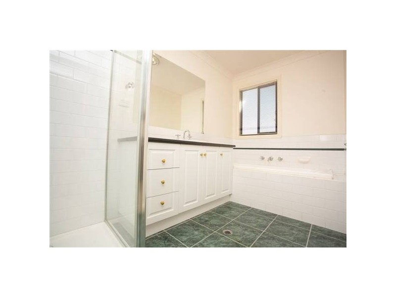 144A Civic Parade, Altona VIC 3018