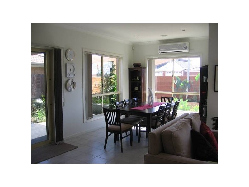 20 Kensington Cres, Altona Meadows VIC 3028