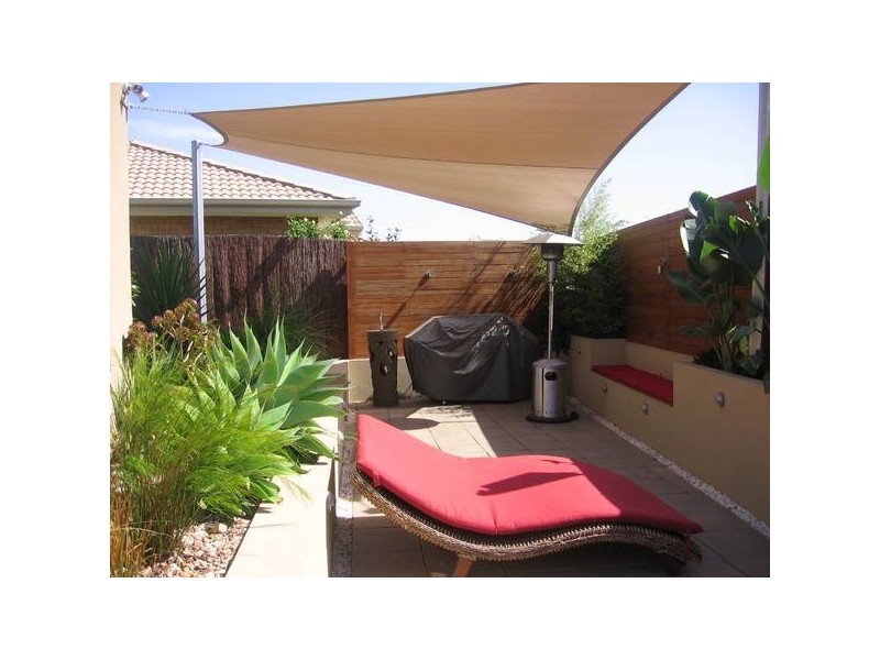 20 Kensington Cres, Altona Meadows VIC 3028