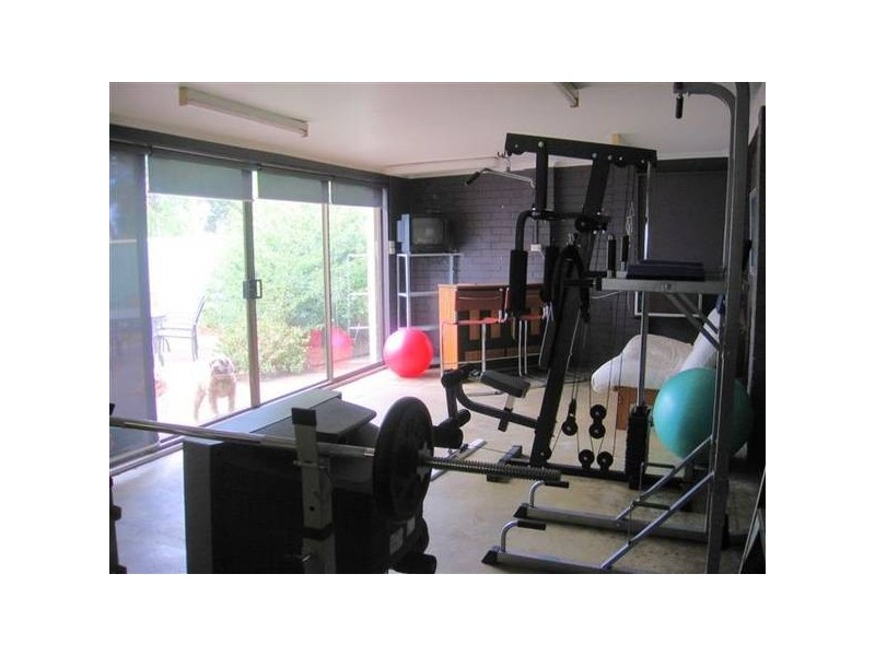 76 Millers Road, Altona VIC 3018