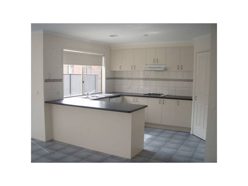 32 Astley Drive, Point Cook VIC 3030