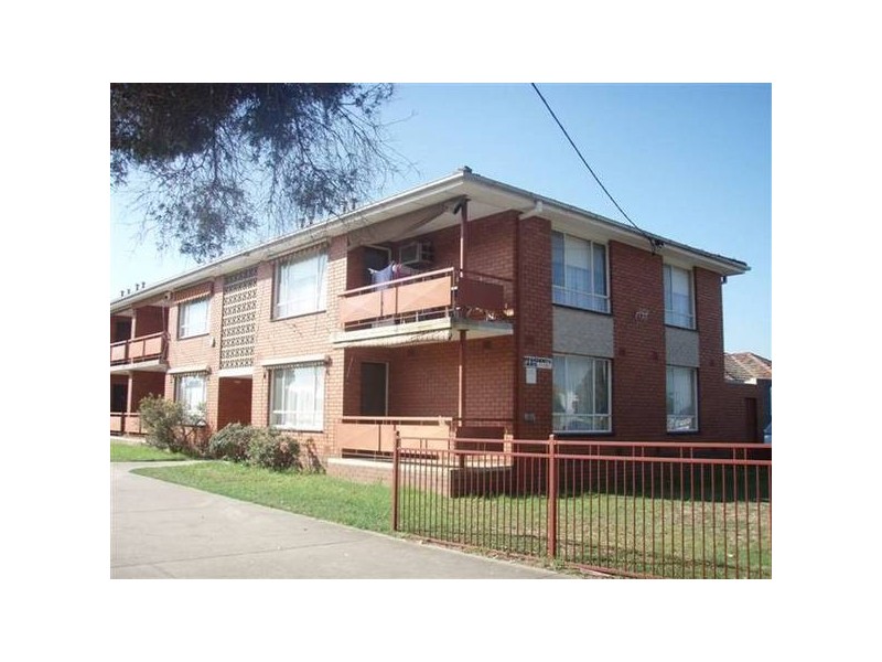 6/83 Railway Street North, Altona VIC 3018