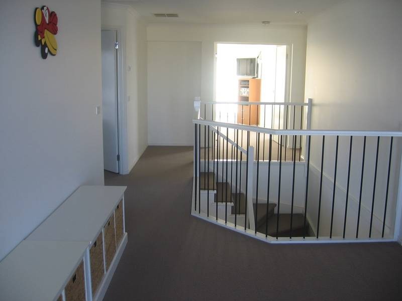 14 Howards Way, Point Cook VIC 3030