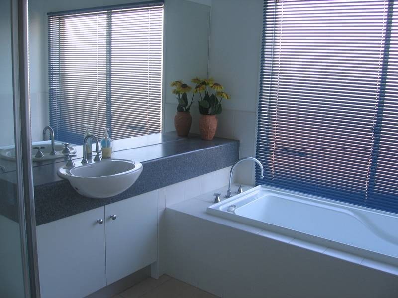 14 Howards Way, Point Cook VIC 3030