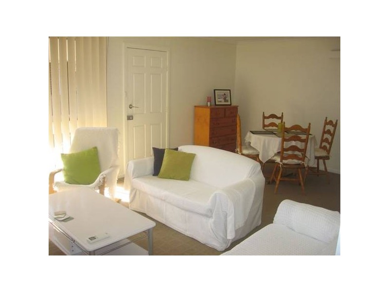 1/60 Grieve Parade, Altona VIC 3018