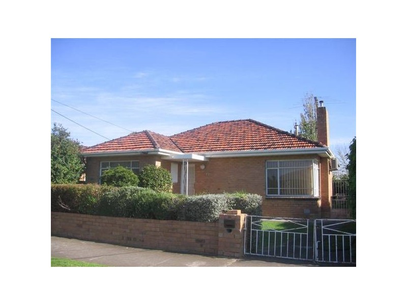 19 Waratah Street, Altona VIC 3018