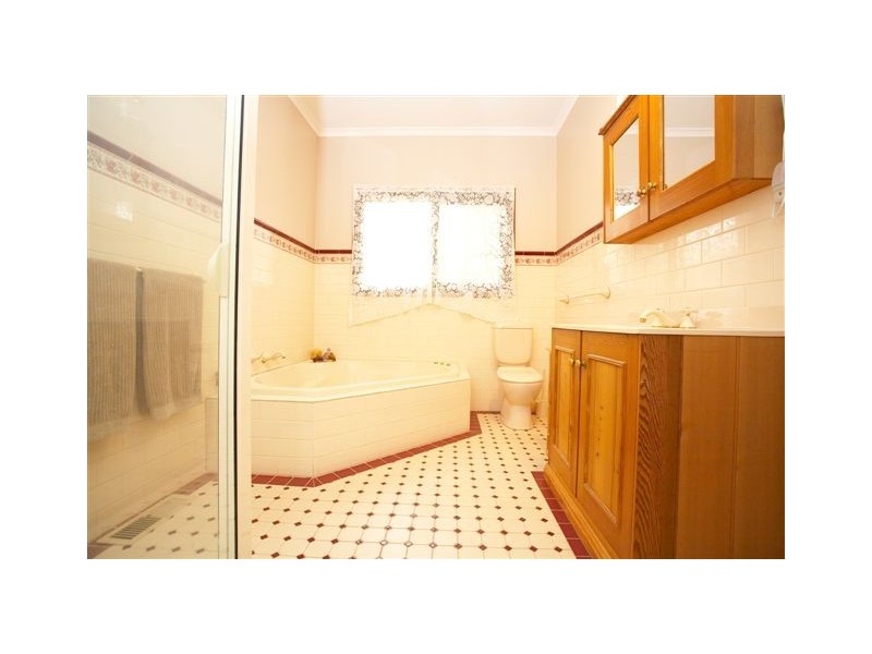 48 Mount Street, Altona VIC 3018