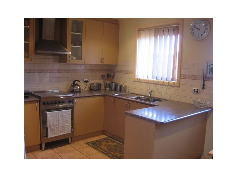 33 Chirnside Crescent, Laverton VIC 3028