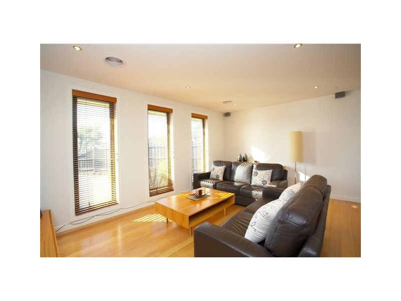 15 Rush Court, Altona VIC 3018