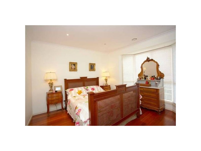 17 Waratah Street, Altona VIC 3018