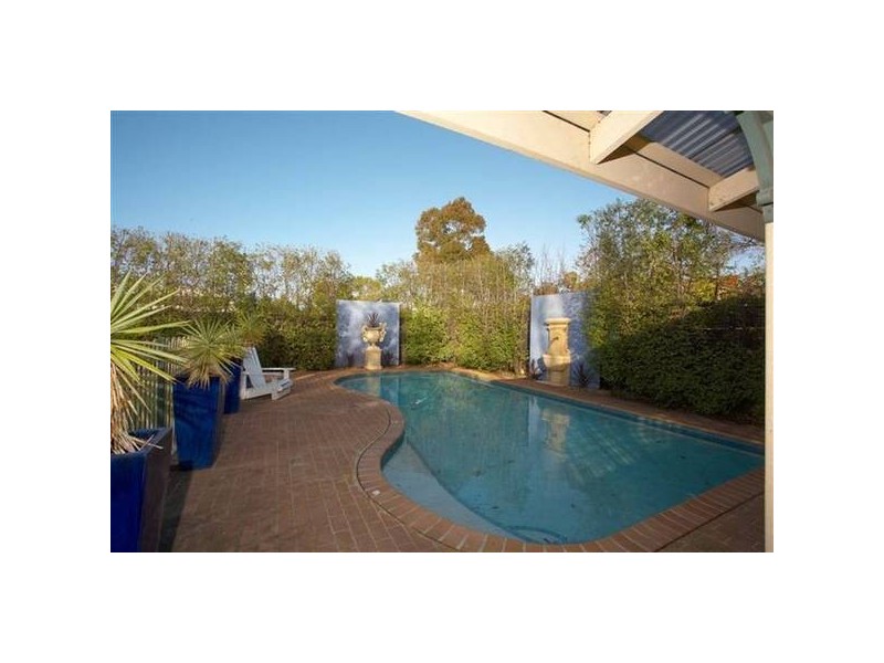 17 Waratah Street, Altona VIC 3018