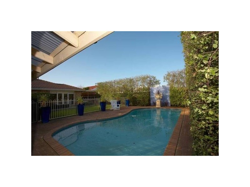 17 Waratah Street, Altona VIC 3018