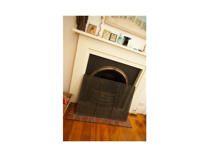 1/31 Millers Road, Altona VIC 3018