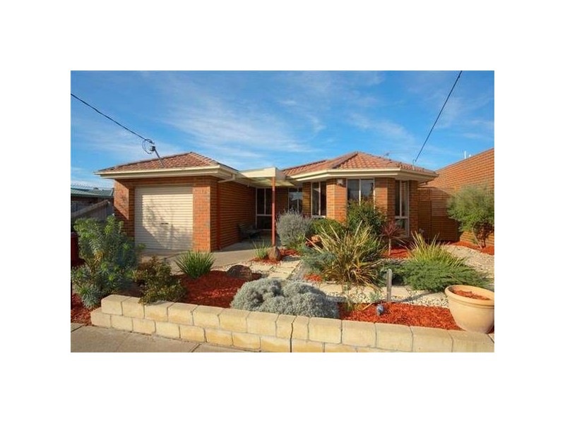 13 Weaver Court, Altona Meadows VIC 3028