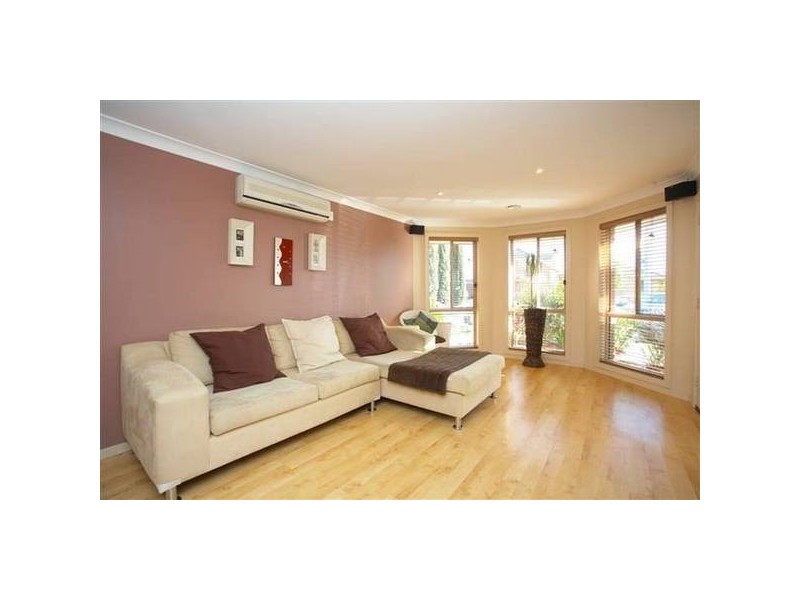 13 Weaver Court, Altona Meadows VIC 3028