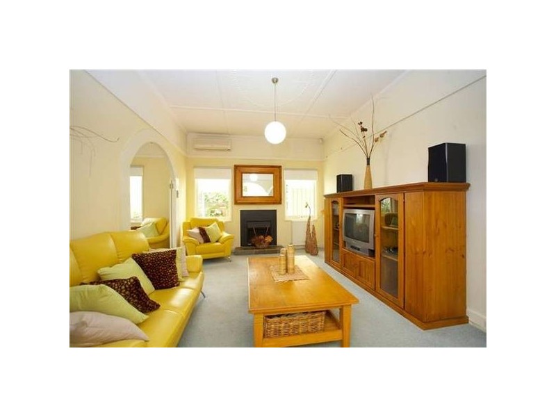 44 Queen Street, Altona VIC 3018