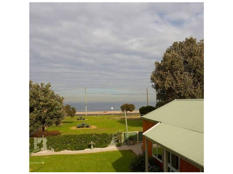 44 Queen Street, Altona VIC 3018