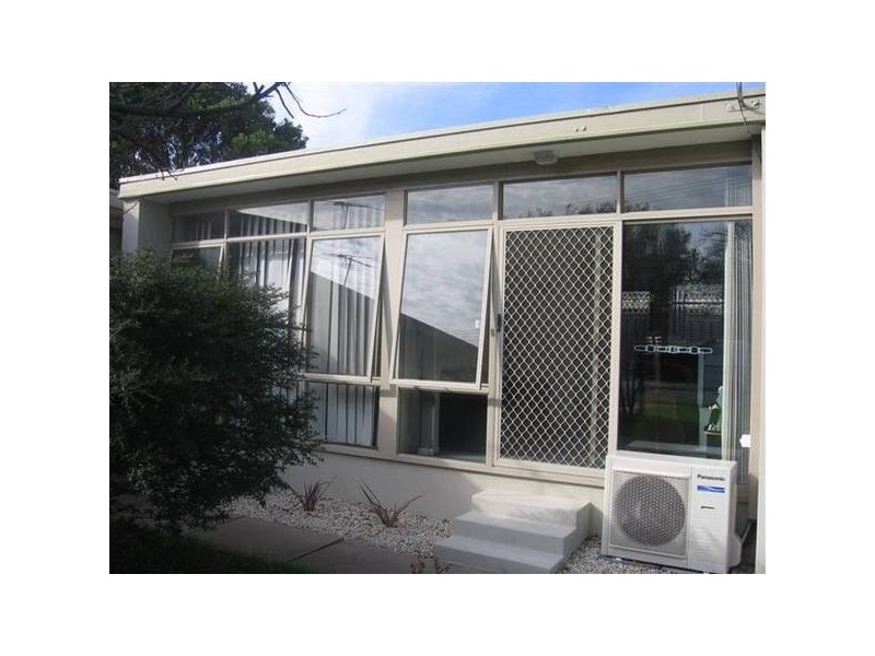 3/40 Chifley Avenue, Altona VIC 3018