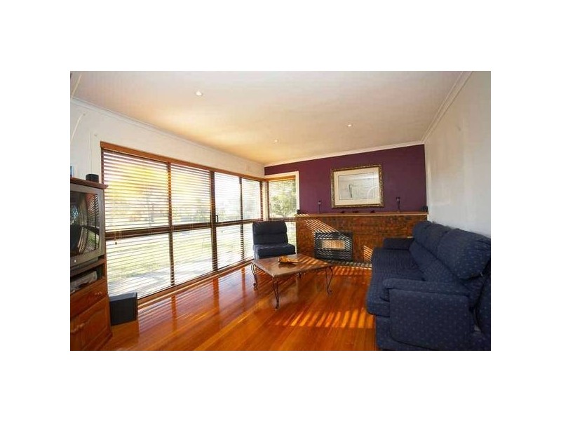 1 Spear Court, Altona VIC 3018