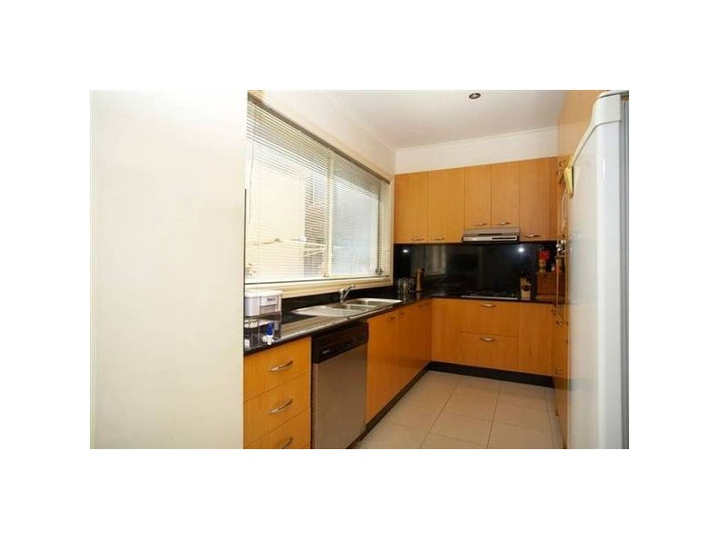 1/9 Millers Road, Altona VIC 3018