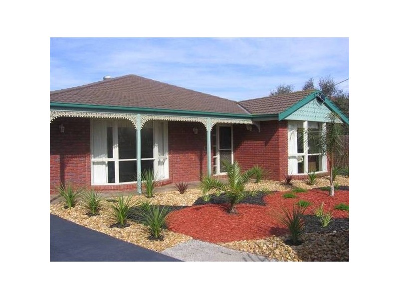 12 Weeroona Terrace, Altona Meadows VIC 3028