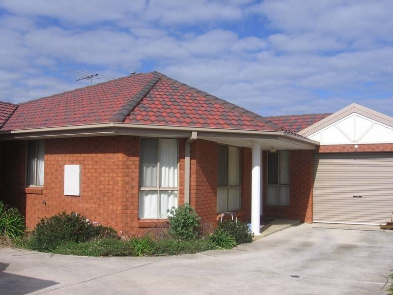 2/249 Victoria Street, Altona Meadows VIC 3028