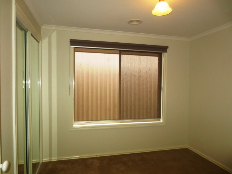 2/249 Victoria Street, Altona Meadows VIC 3028