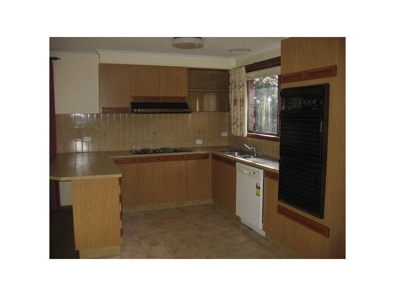 A/18 Millers Road, Altona VIC 3018