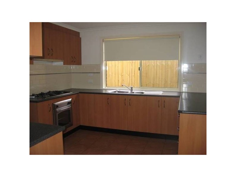 2/92 Seabrook Blvd, Seabrook VIC 3028