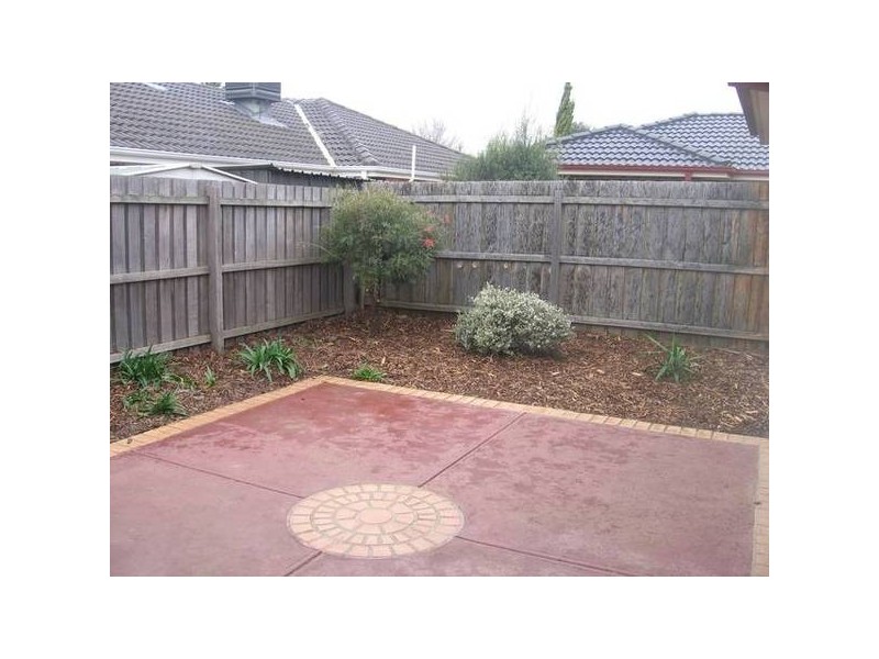 2/92 Seabrook Blvd, Seabrook VIC 3028