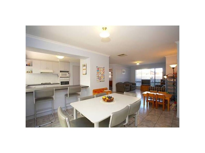 5 Fawkner Way, Seabrook VIC 3028