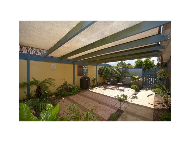 6 Leake Court, Altona Meadows VIC 3028