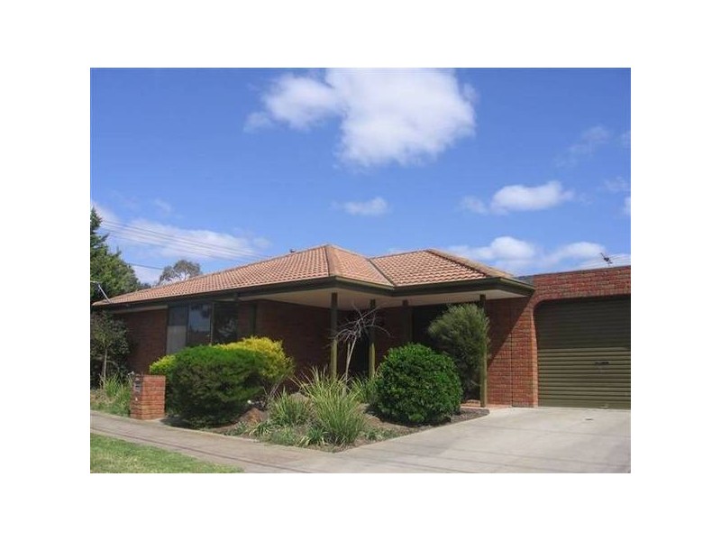 90 Alma Avenue, Altona Meadows VIC 3028