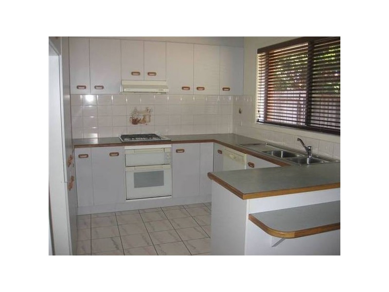 90 Alma Avenue, Altona Meadows VIC 3028